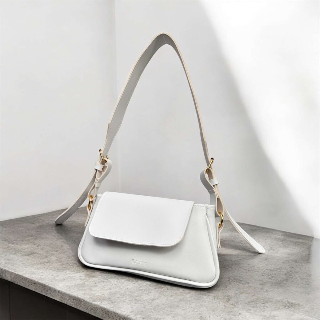 White Small Shoulder Bag - Image 4